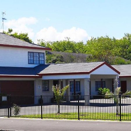 Bk'S Magnolia Motor Lodge Whanganui Exterior foto
