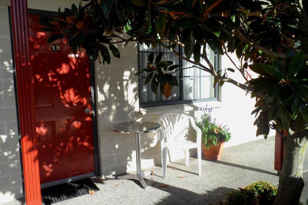 Bk'S Magnolia Motor Lodge Whanganui Exterior foto